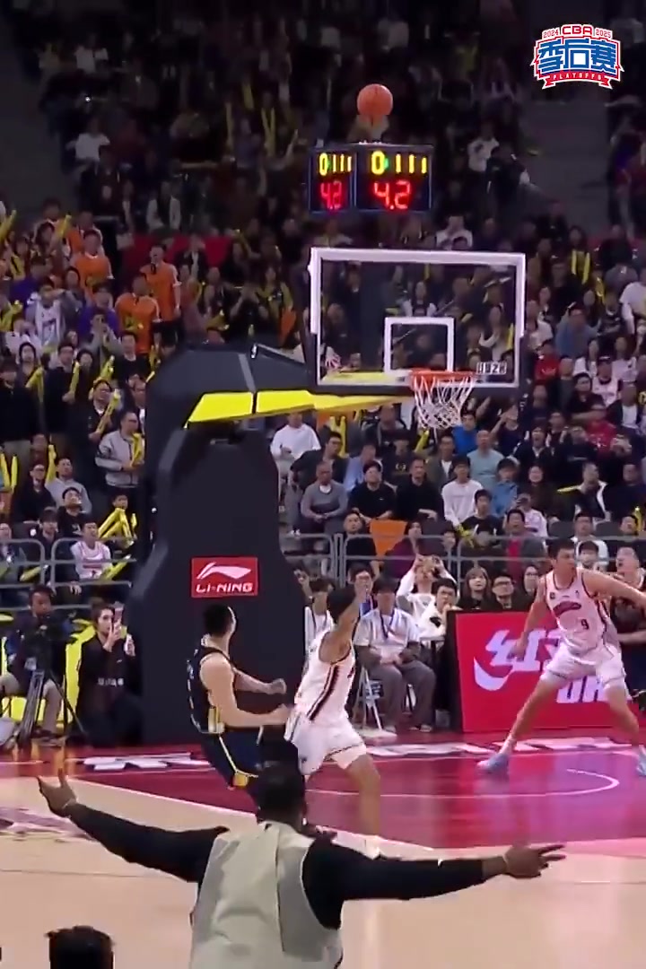 科维托娃巅峰对决，塔图姆与80激战快船分钟，败北胜负难料！